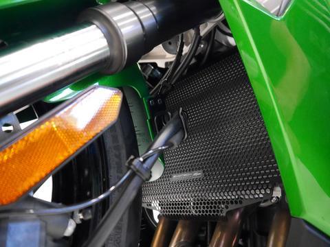 Evotech Performance Radiator Guard for Kawasaki Ninja 1000 2021 - PRN015093-01 - My Superbike Store