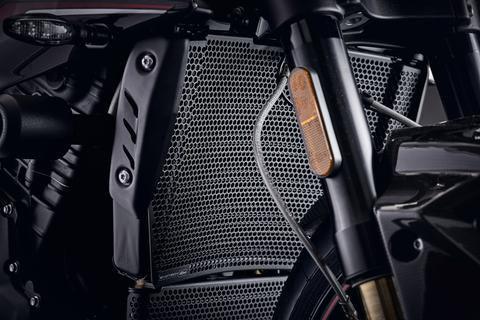 Evotech Radiator Guard for Triumph Speed Triple 1050 - My Superbike Store