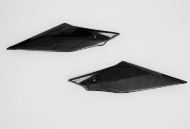 LighTech Carbon Fibre Side Under Tank Panel for Yamaha R1 2020-22 - My Superbike Store