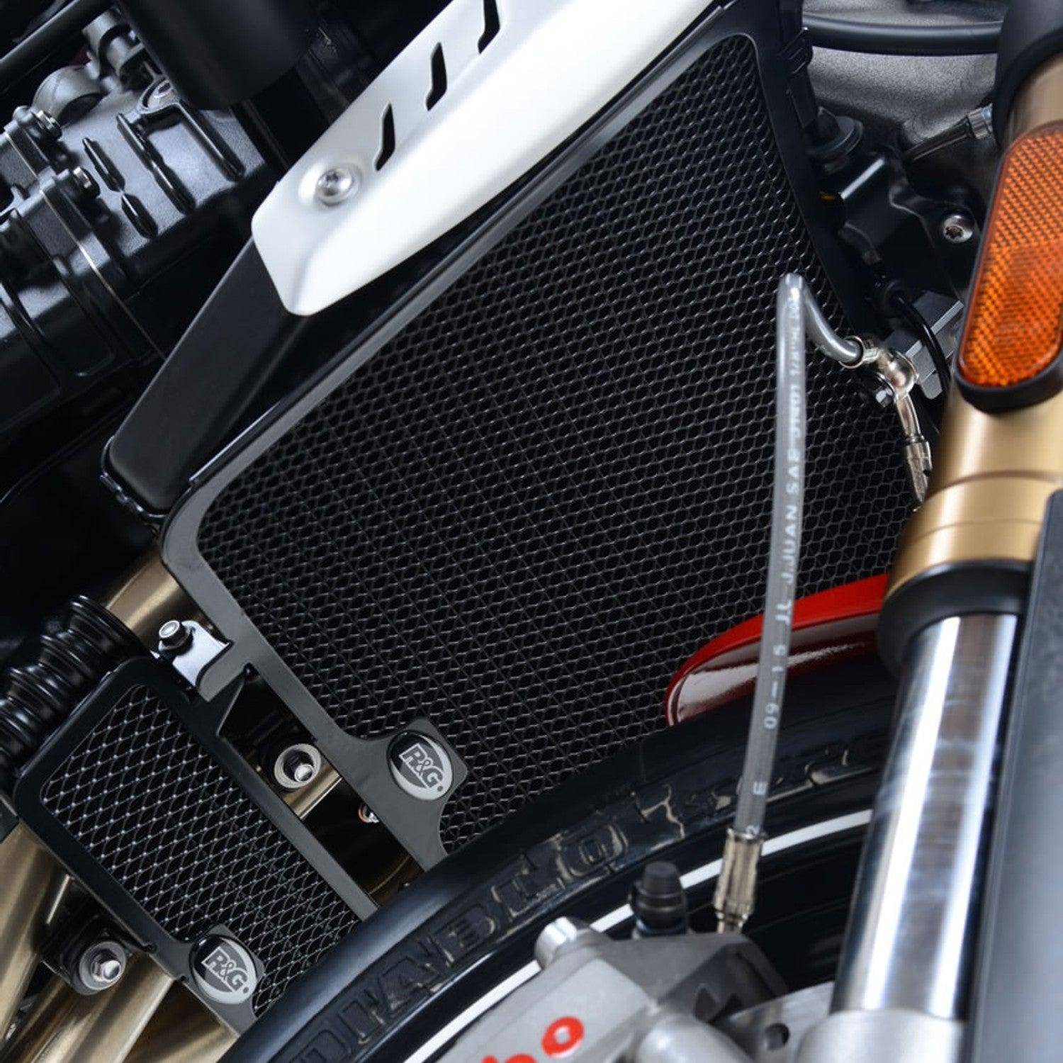 R&G Radiator Guard for Triumph Speed Triple 1050 - My Superbike Store